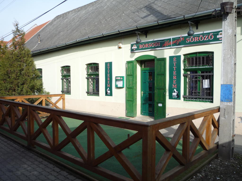 Abaújszántó Aba Vezer Vendeghaz酒店 外观 照片